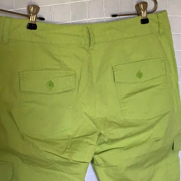 Caribbean Joe and Company size 8 lime, green capris - Picture 5 of 7